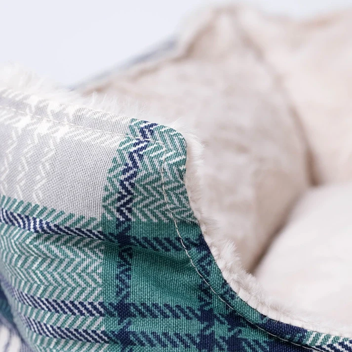 Tartan Dog Bed | Emerald Isles - Dukefords Dog Beds | Premium UK Pet Supplies